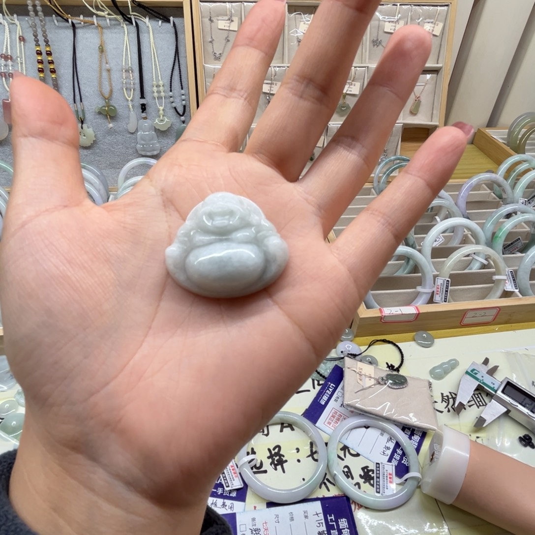 翡翠未镶嵌手镯天然缅甸翡翠手镯