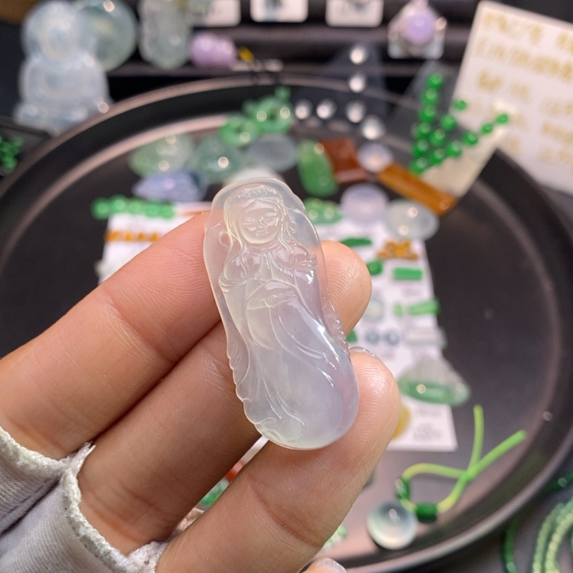 【闪购商品】翡翠挂件未镶嵌仙子