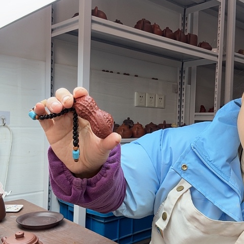 朱泥花生手把件手把件