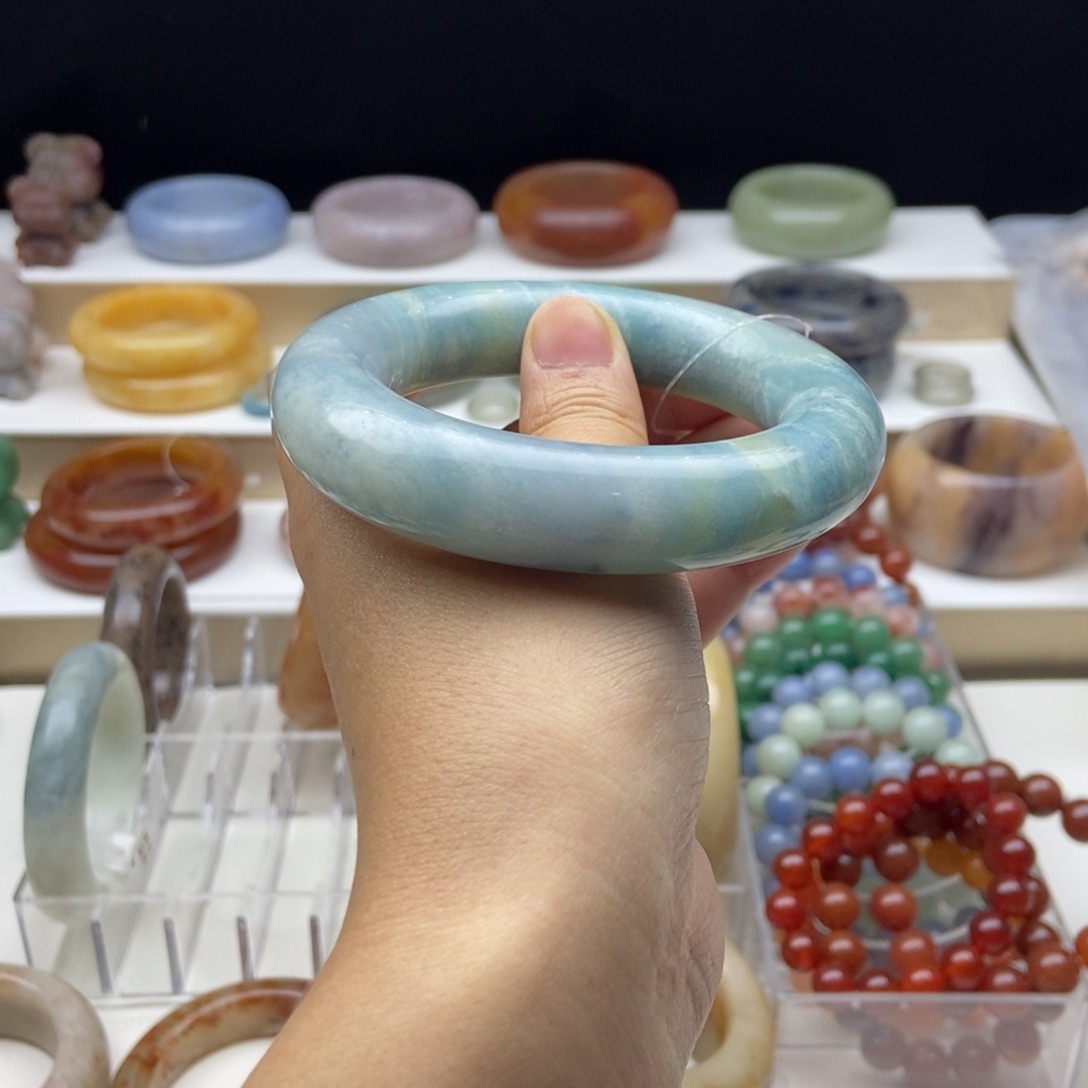 石英质玉手镯未镶嵌小*