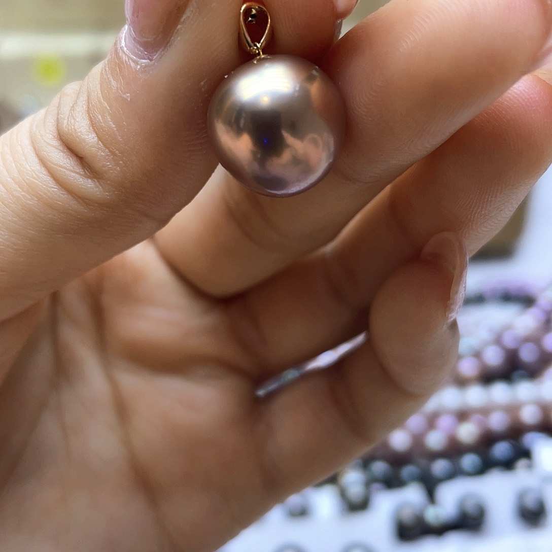 淡水珍珠颈饰18K金镶嵌