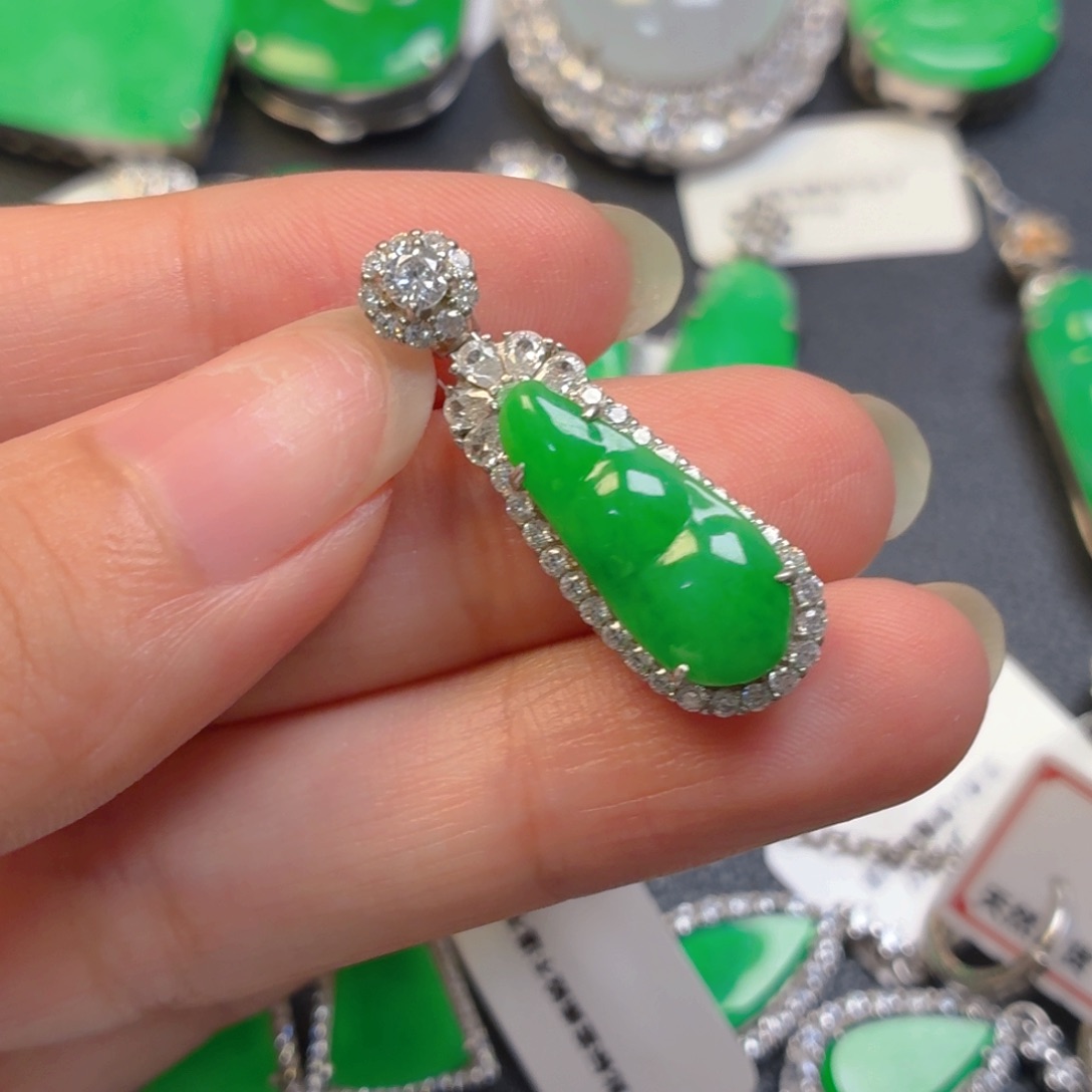 翡翠银S925镶嵌颈饰