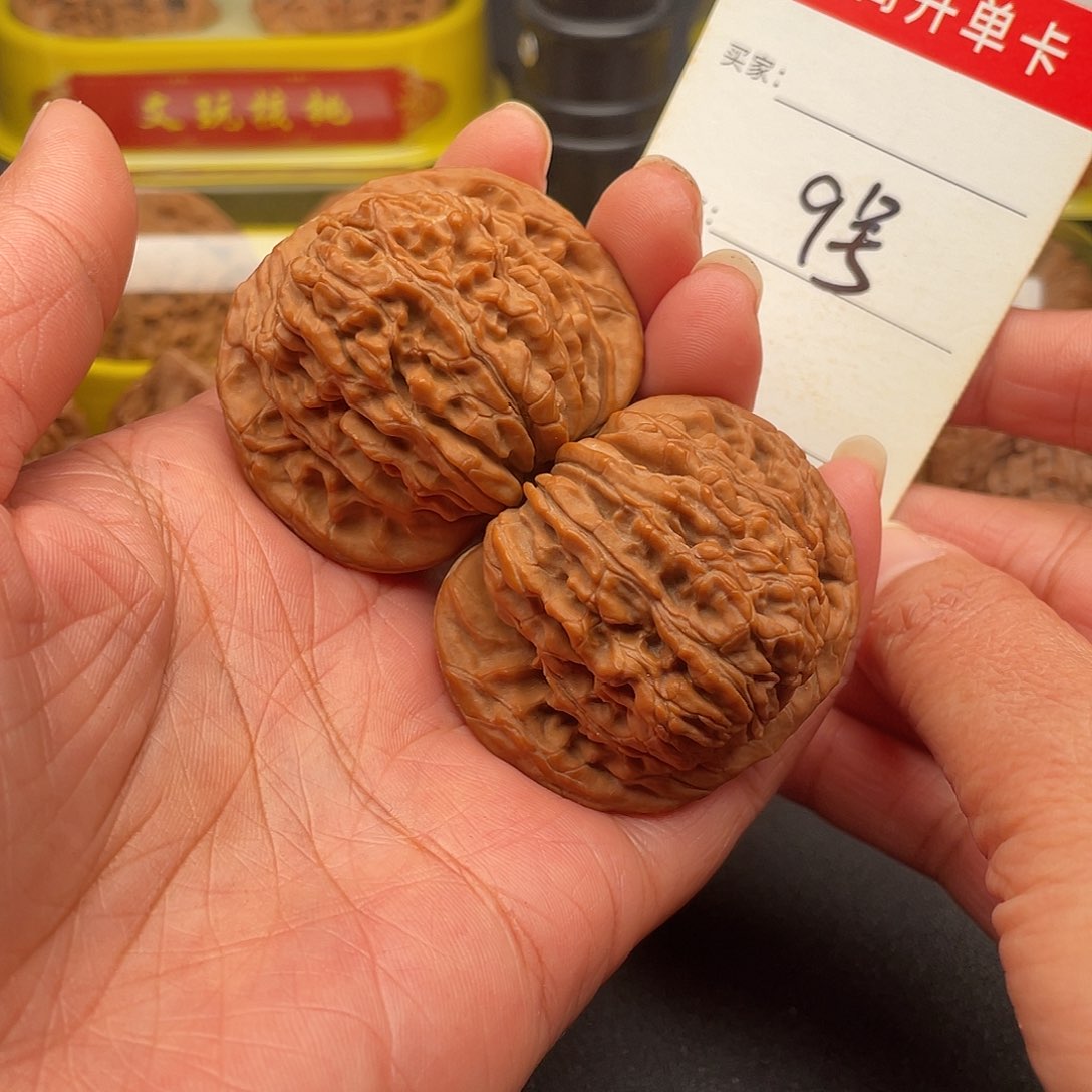 文玩核桃吊坠四座楼