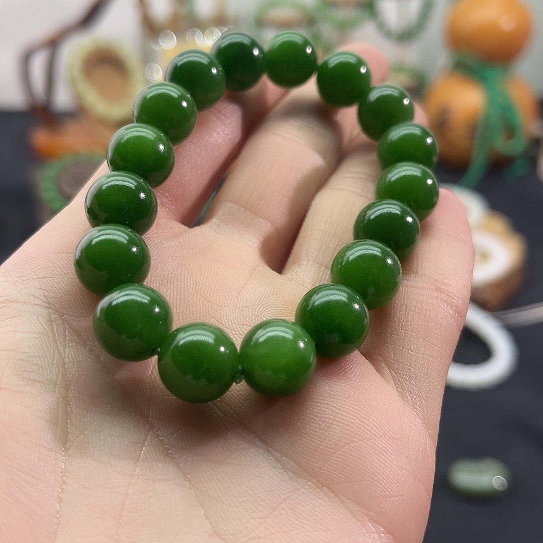 和田玉未镶嵌颈饰俄碧-阳绿手串-12mm