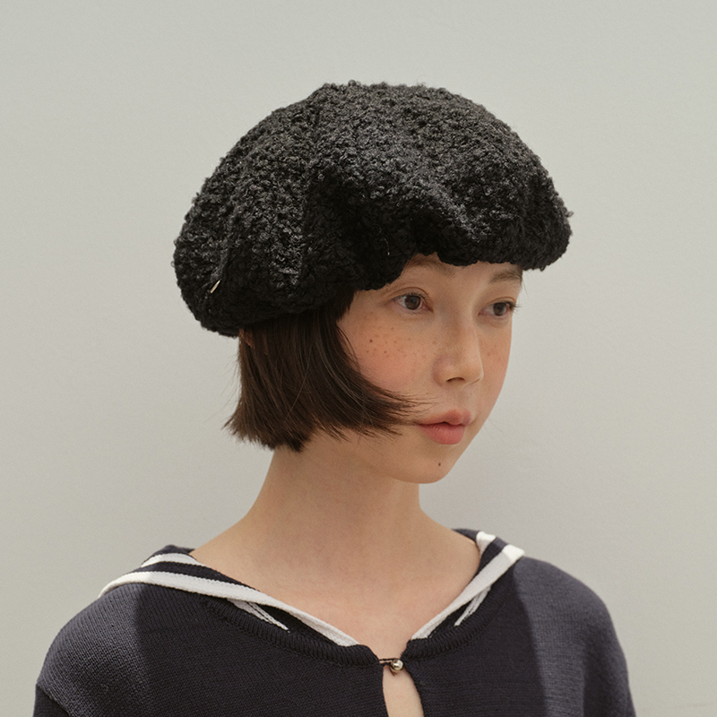xinxinz/芯心子绵羊毛云朵褶皱贝雷帽黑色软fufu毛绒贝保暖雷帽
