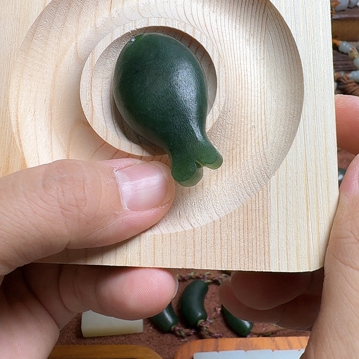 诺***瑄和田玉未镶嵌吊坠(不含链)