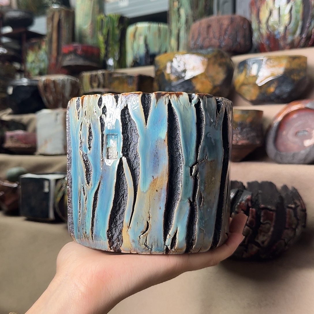 蓝色妖姬 口11.5高12