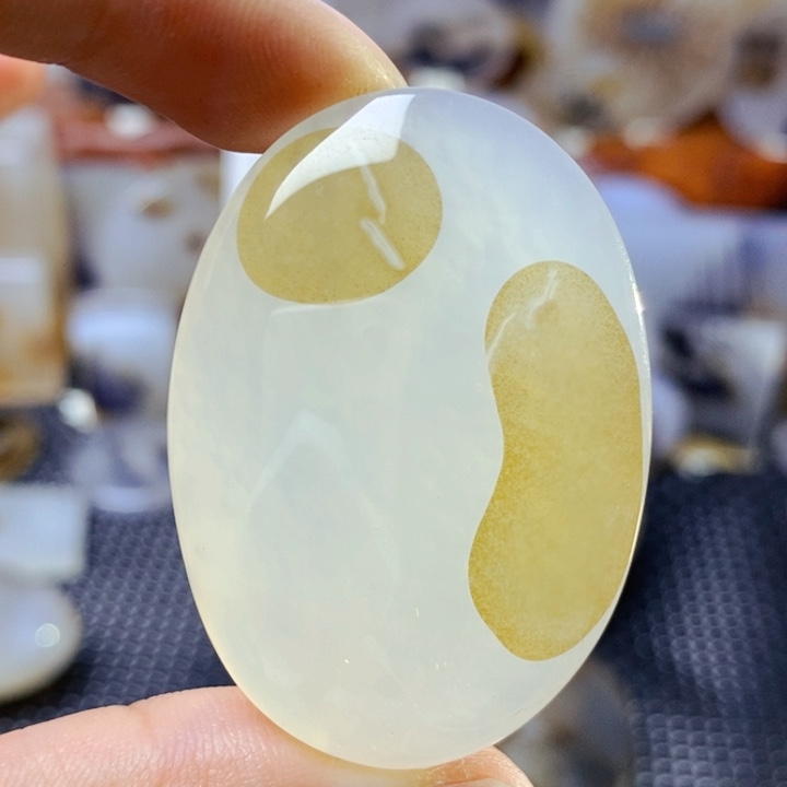 玛瑙/玉髓未镶嵌珠宝半成品