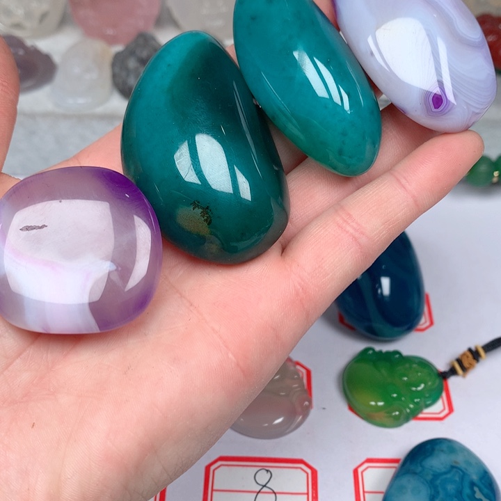 玛瑙/玉髓颈饰未镶嵌泈*