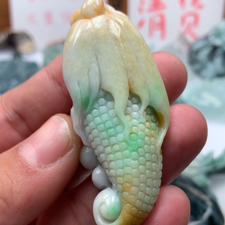 翡翠颈饰未镶嵌保真天然a货翡翠