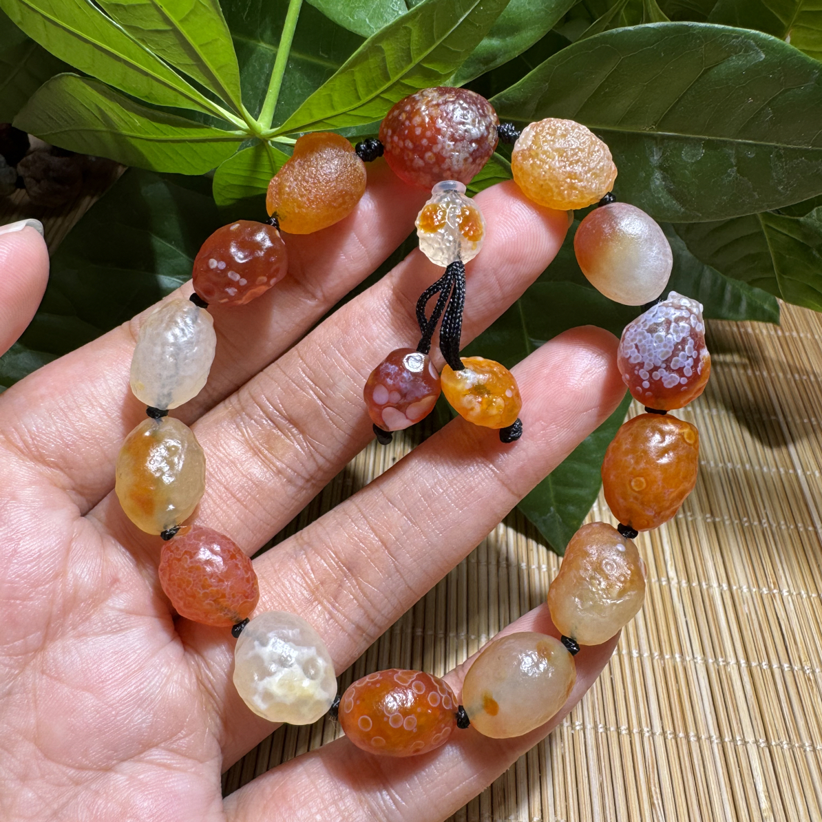天然阿拉善戈壁石 彩花眼 樱桃红花眼