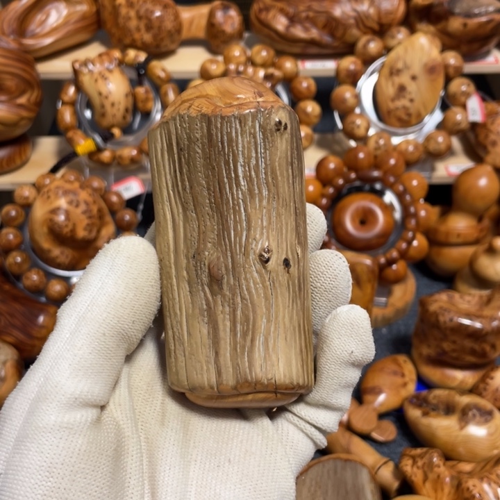 柏木（崖柏）掐****柔太行崖柏骨料原皮手把件