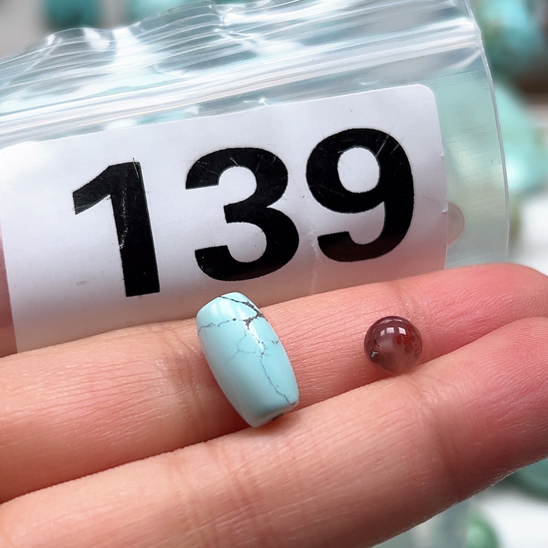 南红玛瑙颈饰未镶嵌