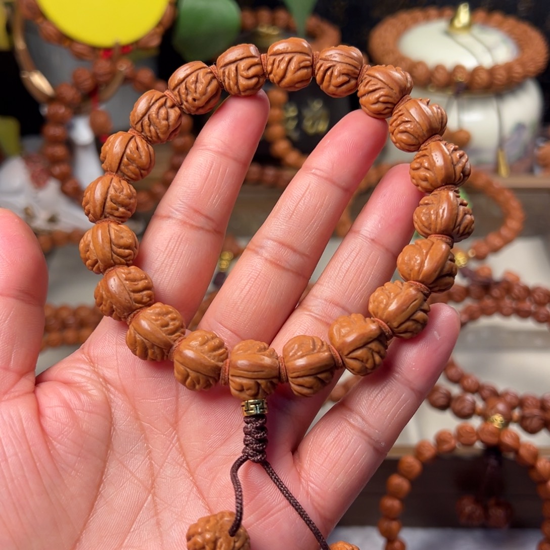 桃核手串小金豆手串？14