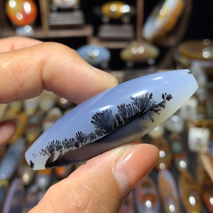 玛瑙/玉髓颈饰未镶嵌