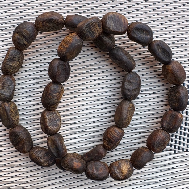 沉香37-奇楠王7克沉水留疤单圈多样性发一条38h