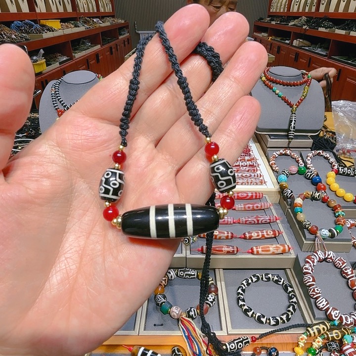 未镶嵌玛瑙/玉髓珠宝奇石