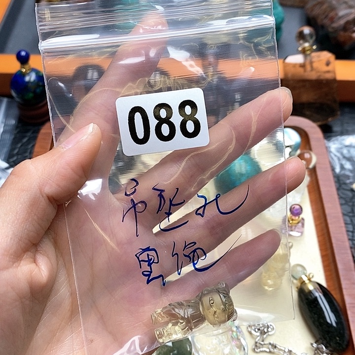 【闪购商品】水晶项链未镶嵌是**呀