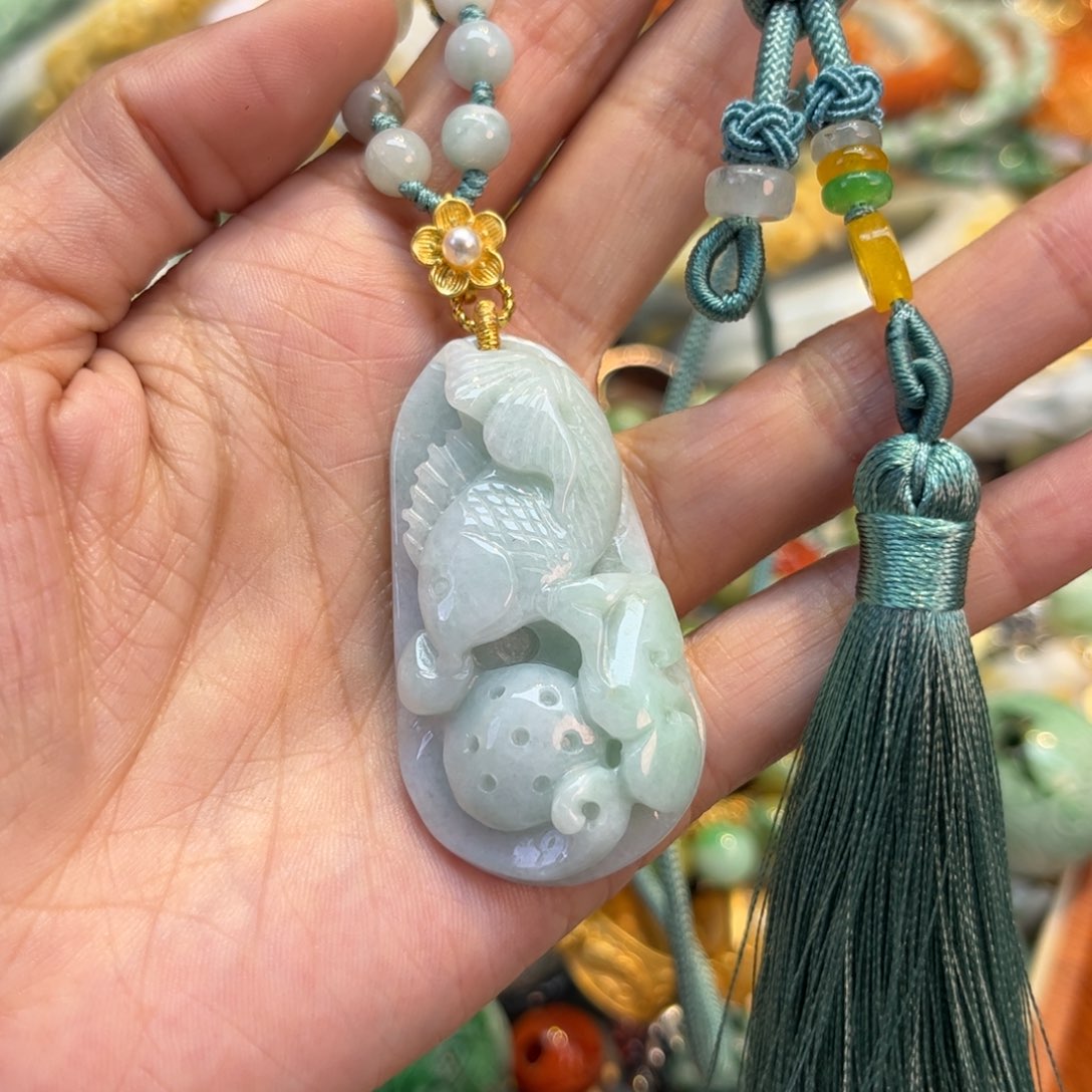 翡翠颈饰未镶嵌待编款