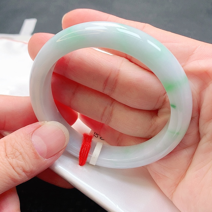 翡翠手镯未镶嵌手镯55