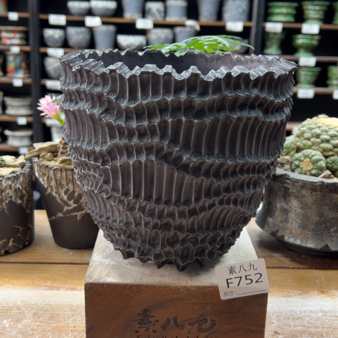 素八九陶瓷内口17高17.5