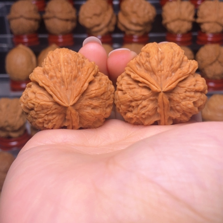 文玩核桃吊坠44密石花中花