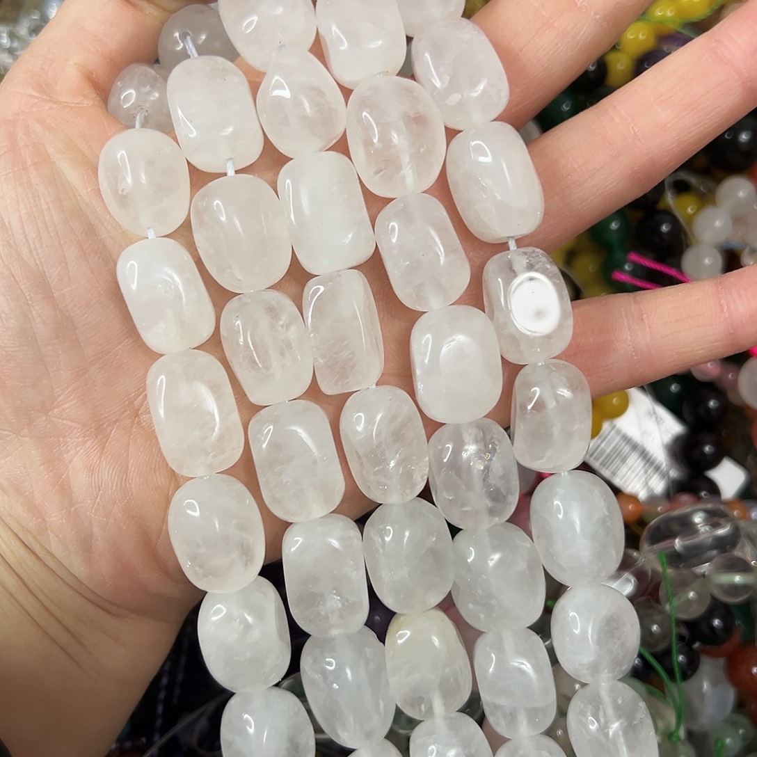 玛瑙/玉髓未镶嵌珠宝半成品，卡12x17奶白水晶一条