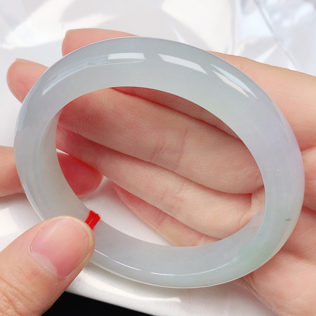 翡翠手镯未镶嵌抖音969