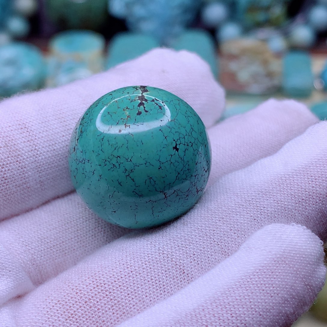 绿松石颈饰未镶嵌