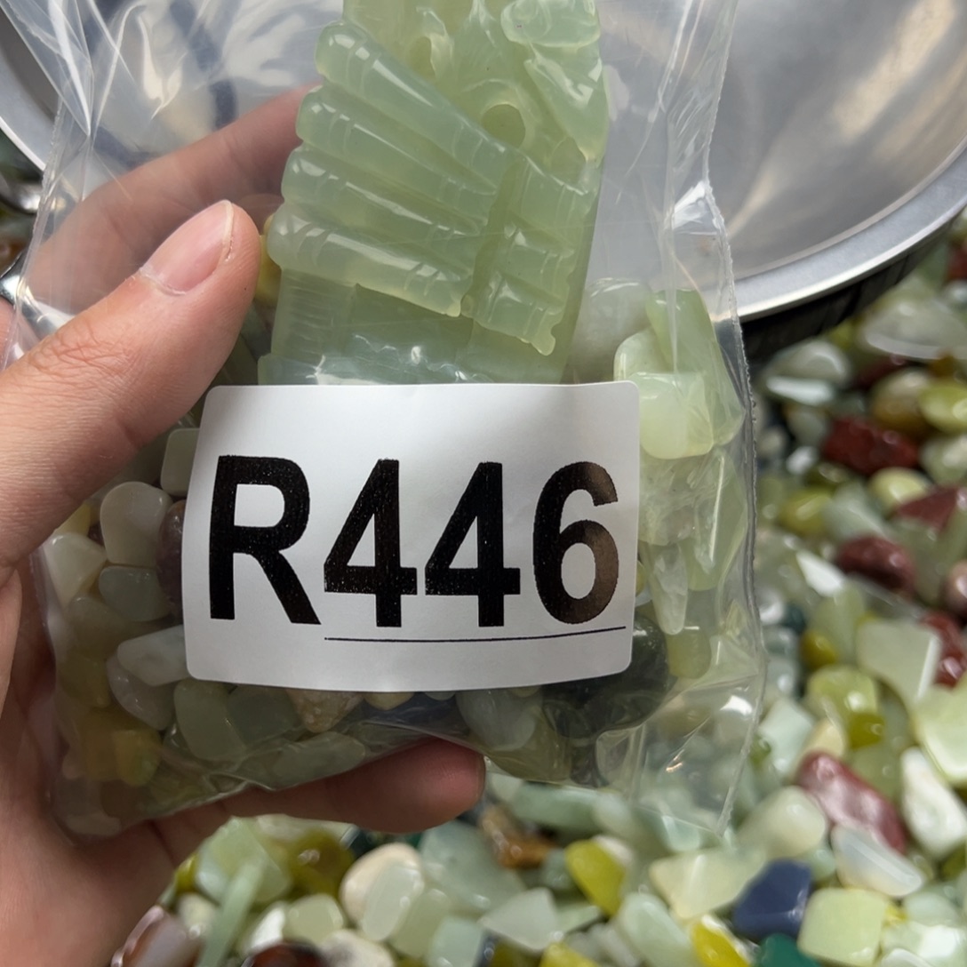 岫玉未镶嵌鱼缸石