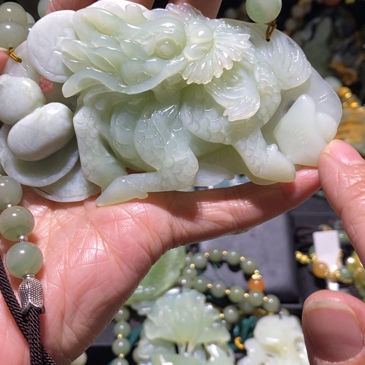 岫玉岫玉吊坠未镶嵌