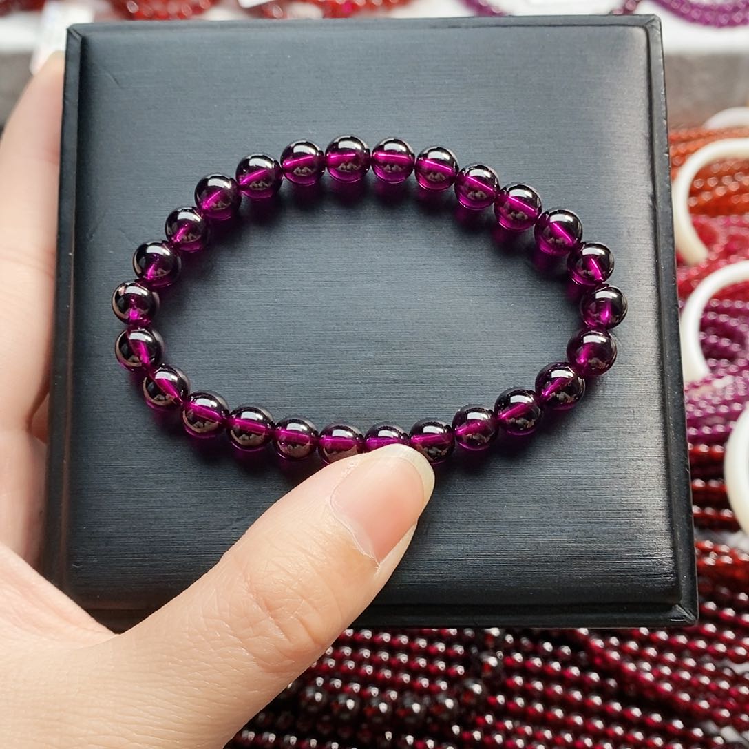 石榴石（紫牙乌）手链未镶嵌7mm