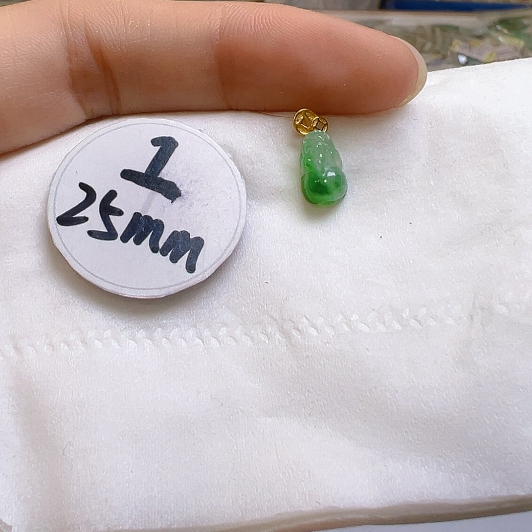 翡翠吊坠(不含链)18K金镶嵌翡翠