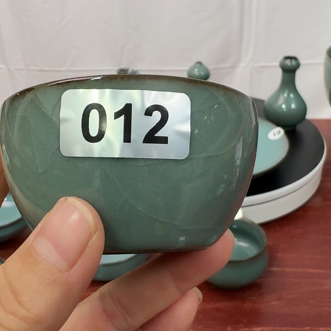 铁胎开片小圆杯盏