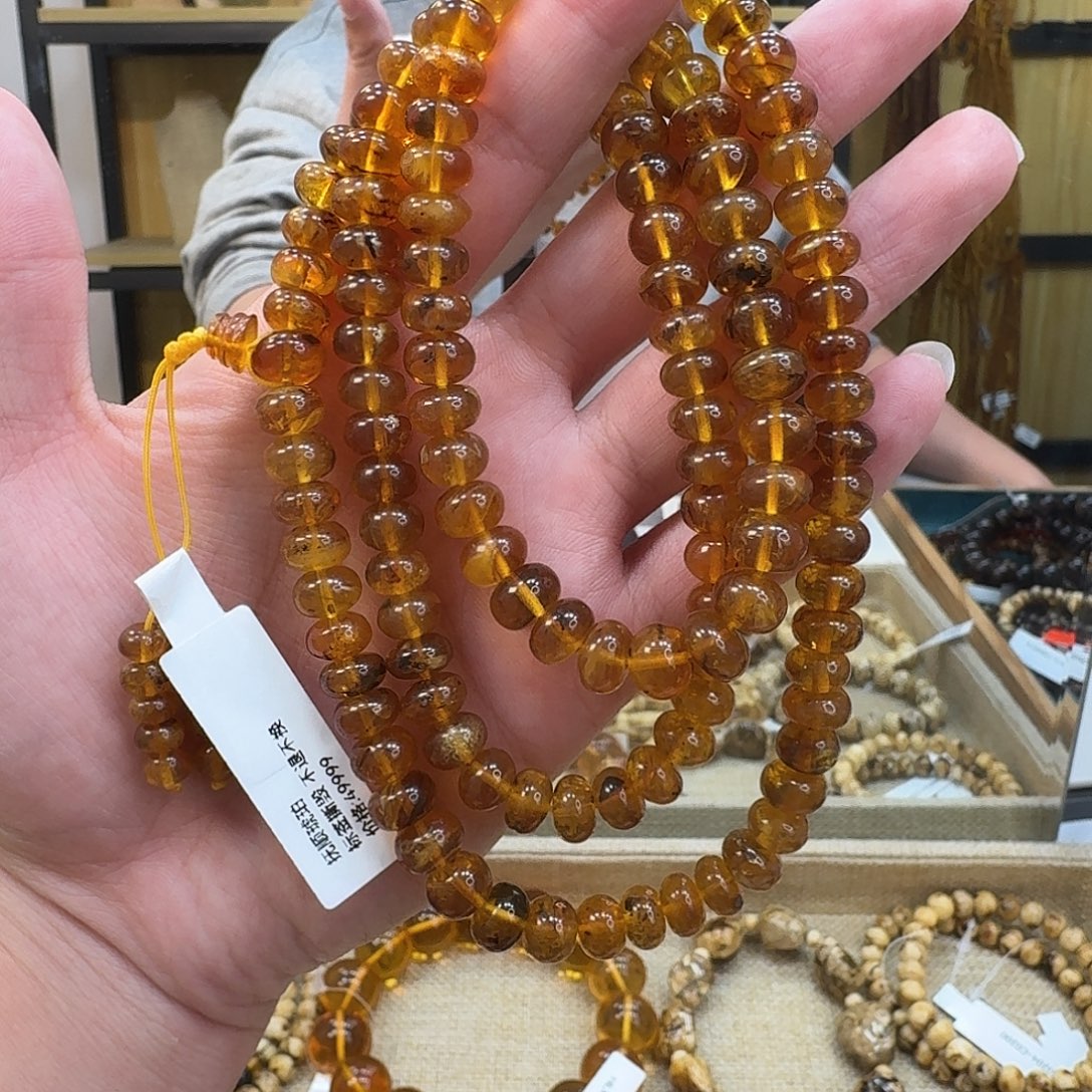 琥珀未镶嵌裸石抚顺琥珀8mm蜡花
