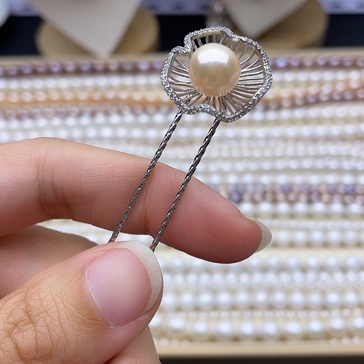 银S925镶嵌淡水珍珠颈饰