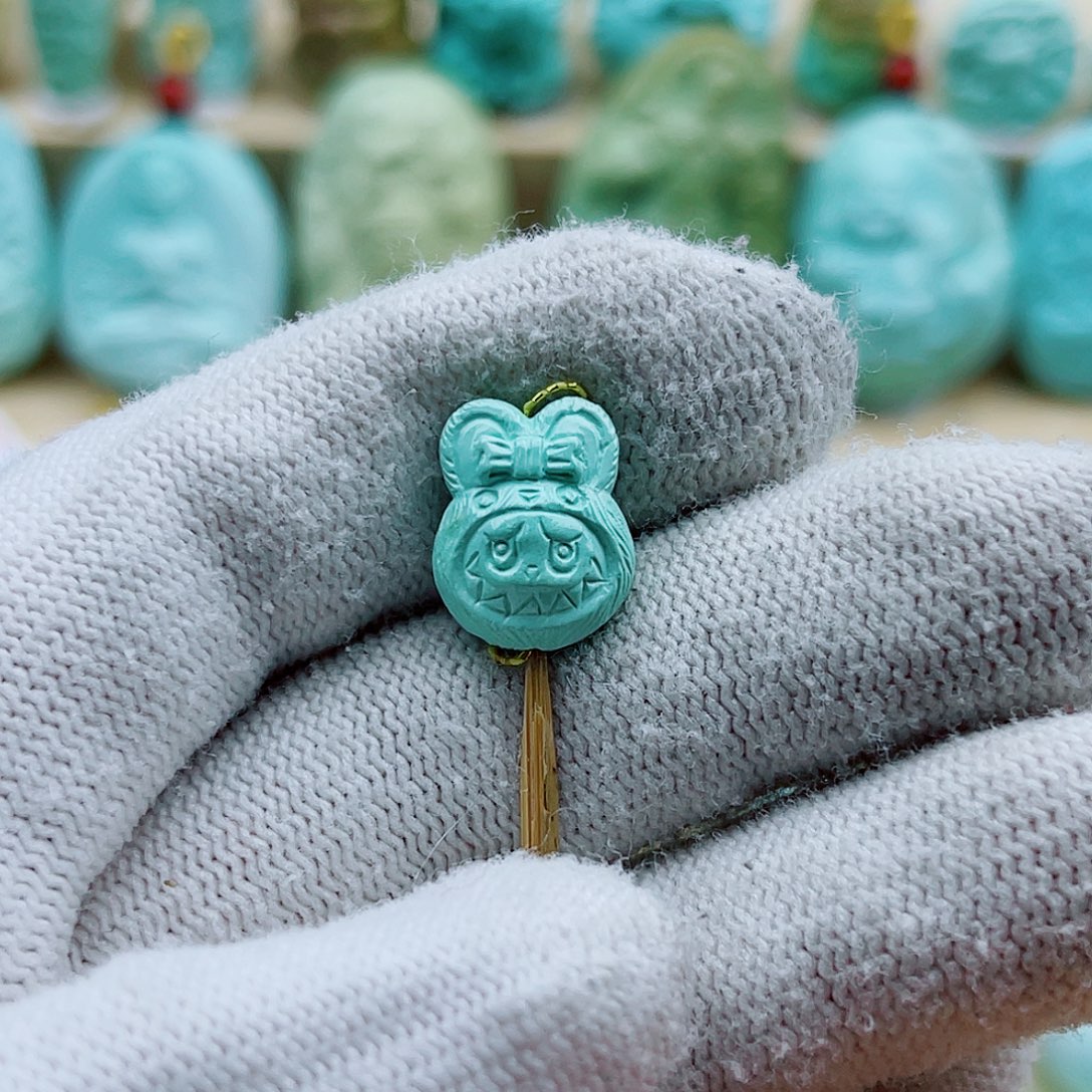 绿松石未镶嵌珠宝奇石