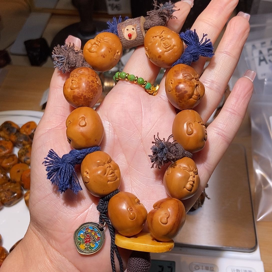 【闪购商品】翡翠未镶嵌颈饰尔*.我