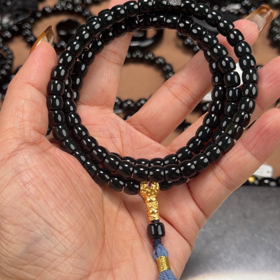 和田玉未镶嵌手串