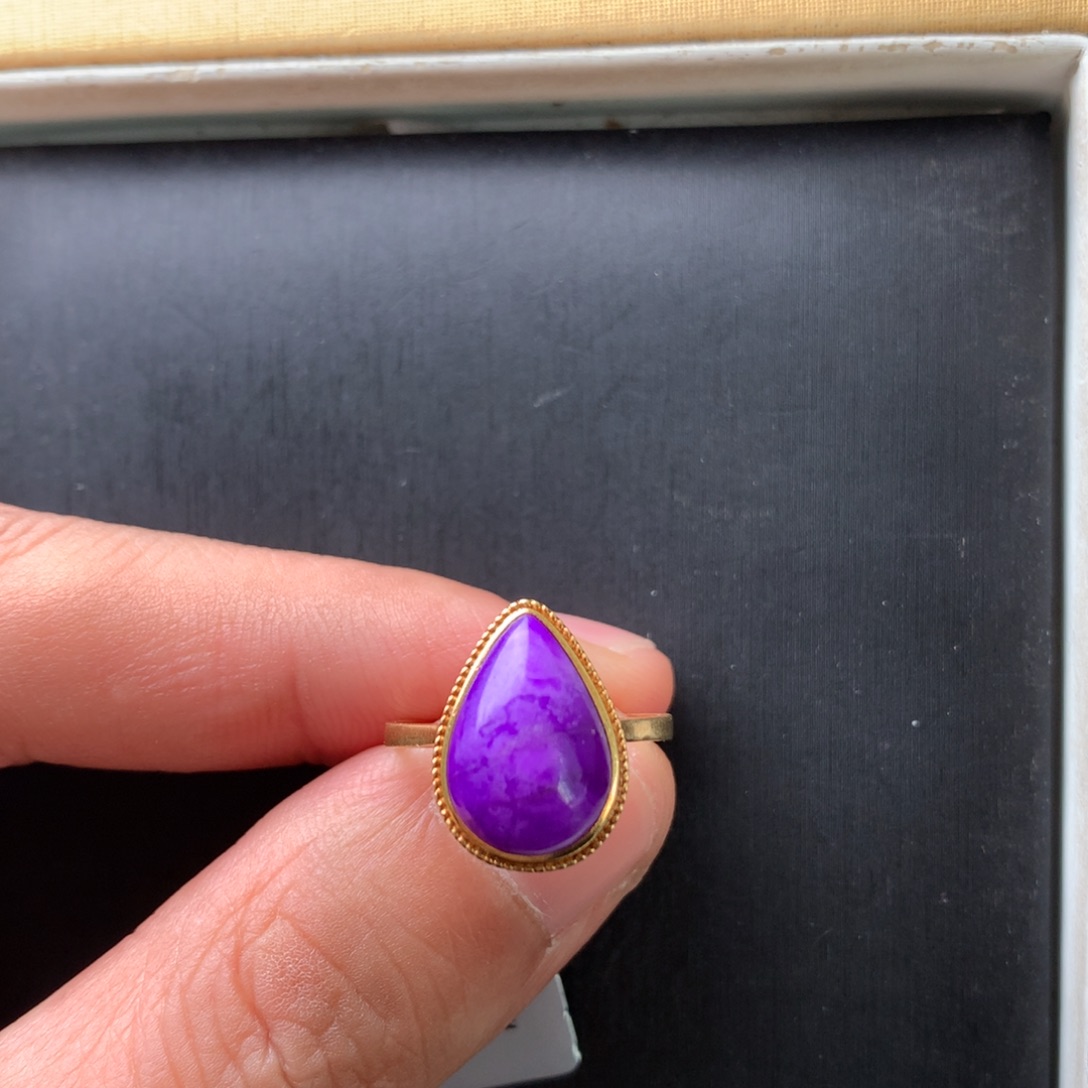 苏纪石（舒俱来）18K金镶嵌戒指