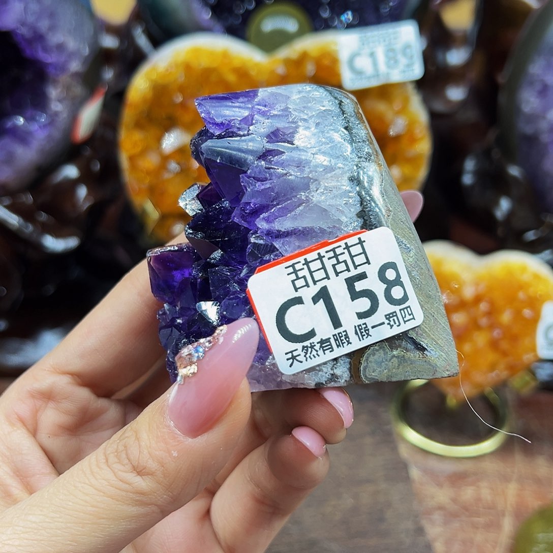 水晶大型摆件未镶嵌