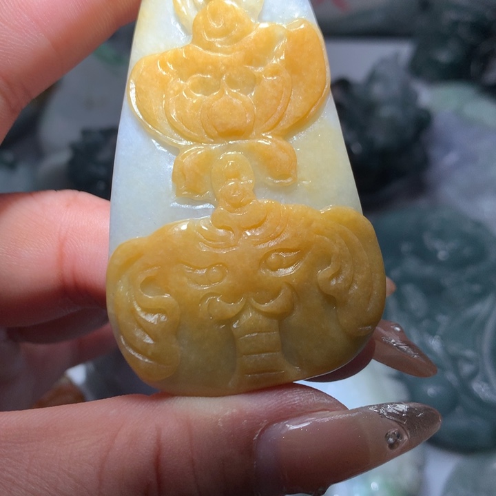 翡翠未镶嵌颈饰保真天然A货翡翠