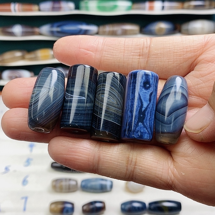 乐***9玛瑙/玉髓未镶嵌颈饰