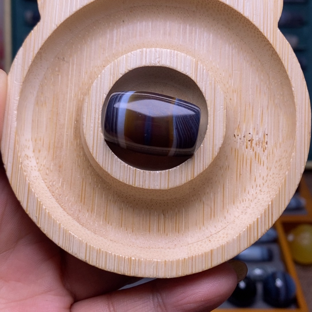 哈***哈玛瑙/玉髓未镶嵌珠宝半成品