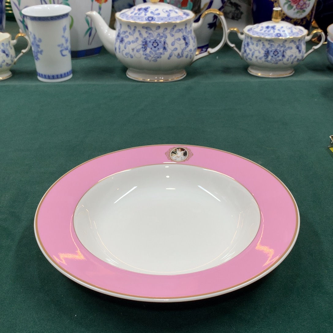 摆件全是大漂亮瓷器啊美美哒