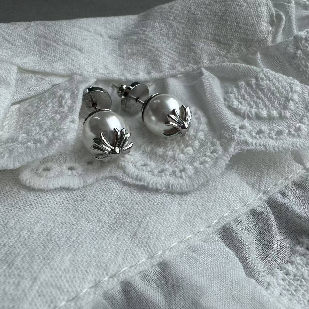 铜合金耳饰 宅女同款小珠珠耳钉