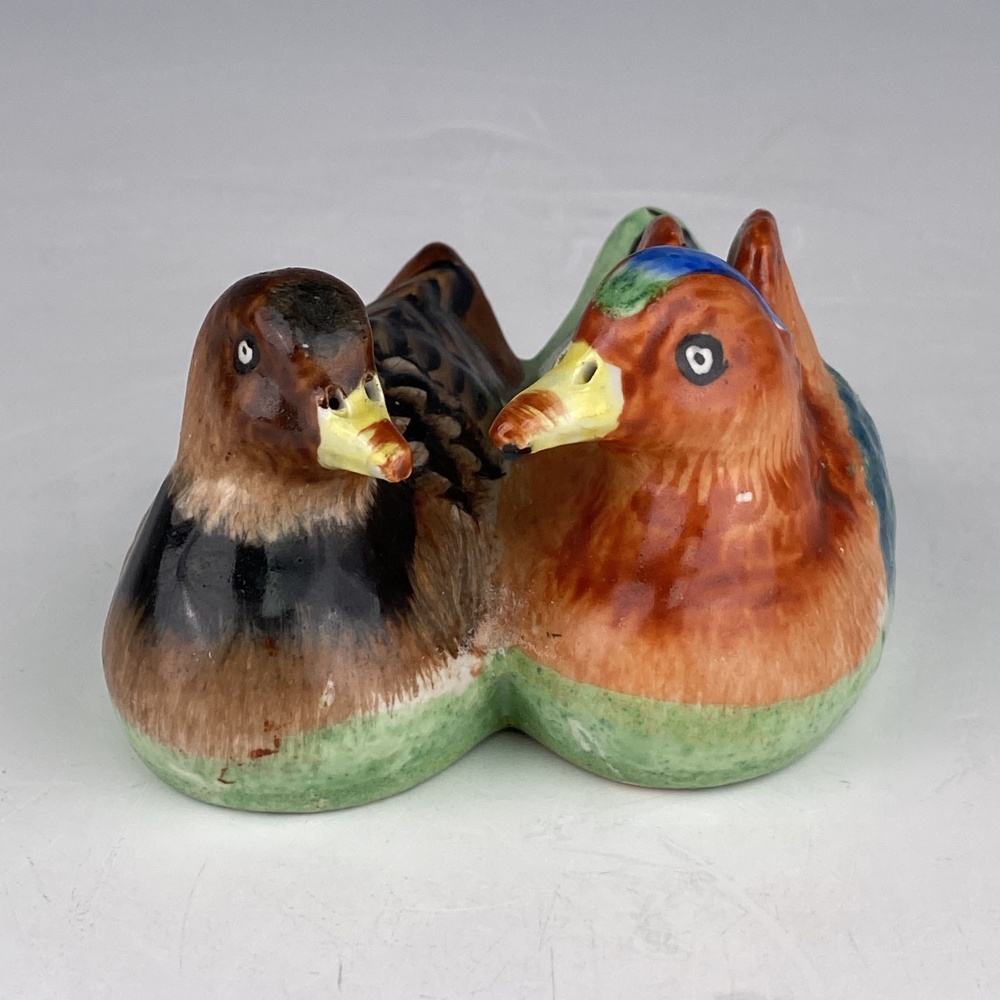 lot 11422 创汇期 粉彩瓷塑鸳鸯摆件