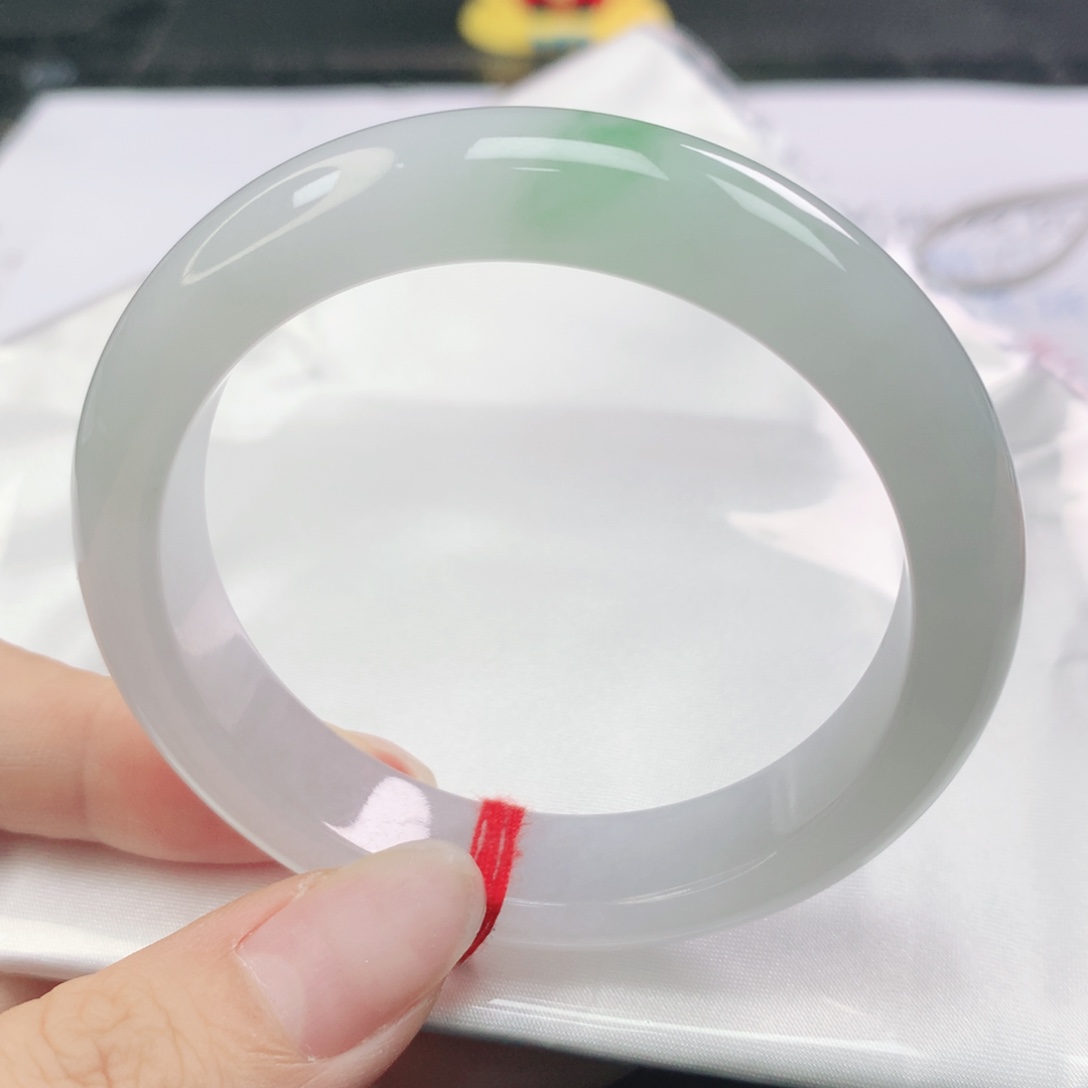 翡翠未镶嵌手镯翡翠53.4白冰飘阳绿正圈