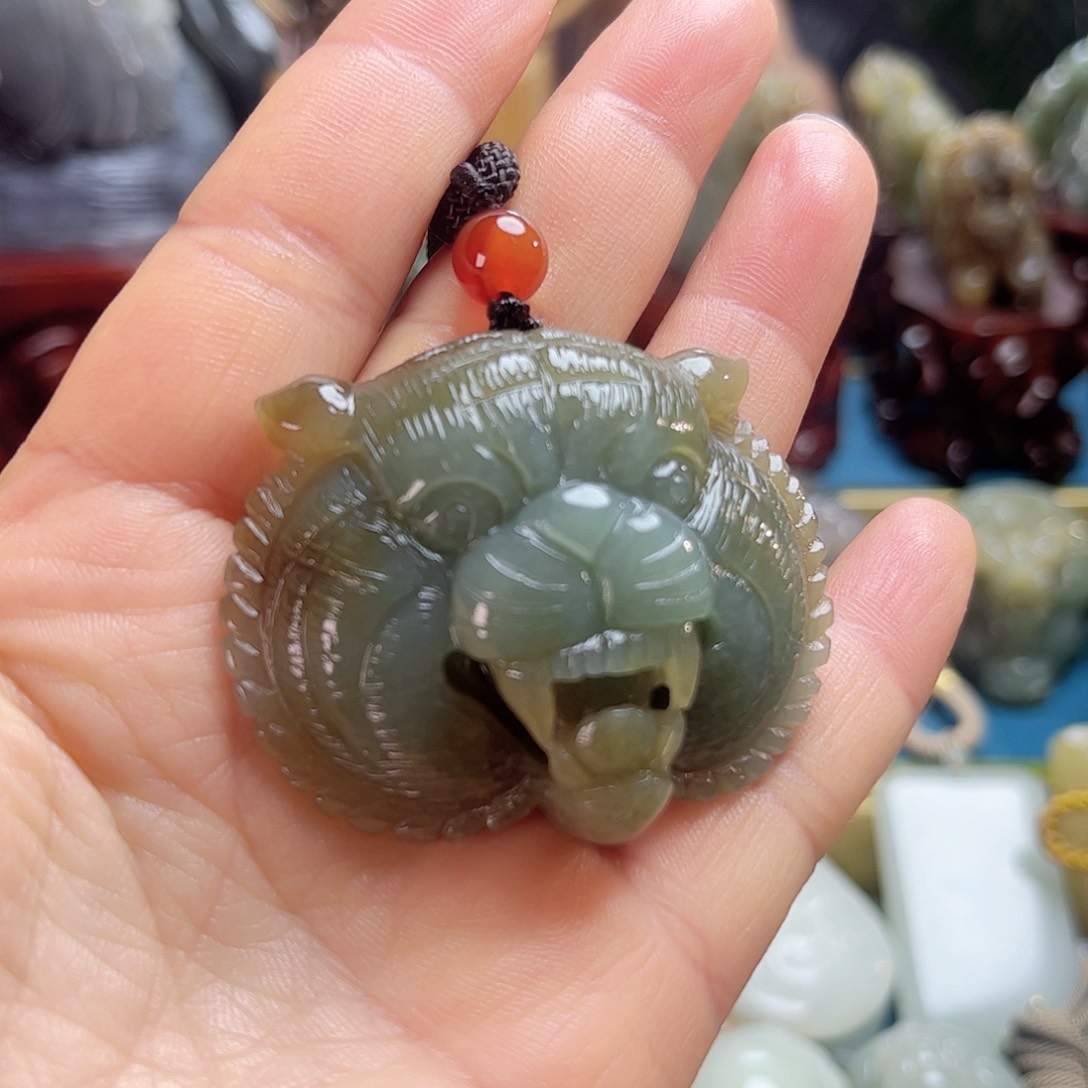 和田玉挂件未镶嵌