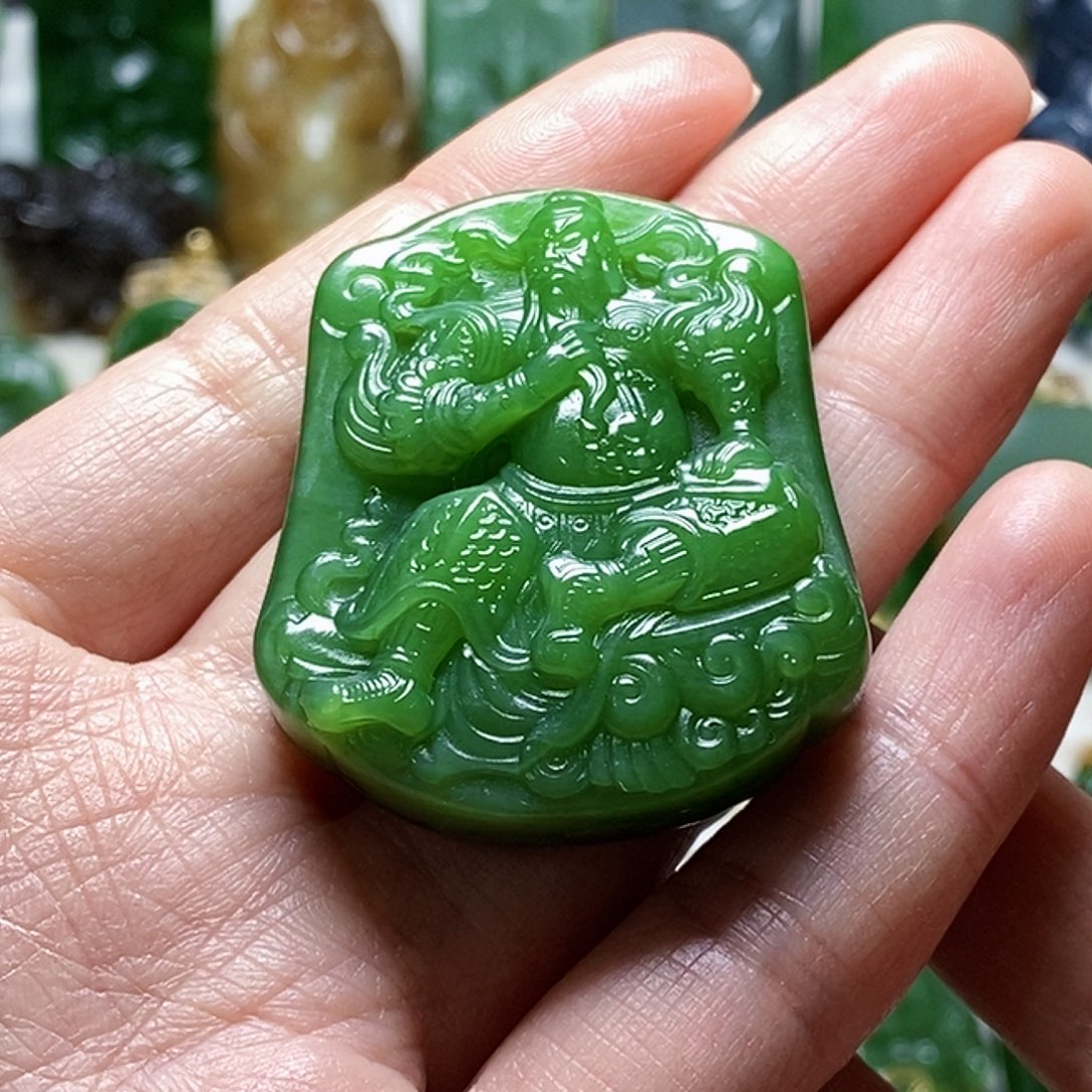 和田玉（碧玉）颈饰未镶嵌